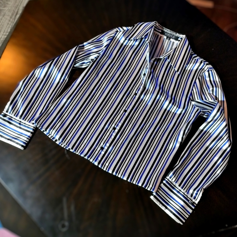 Y2K Vintage Kasper button down. Size 10.